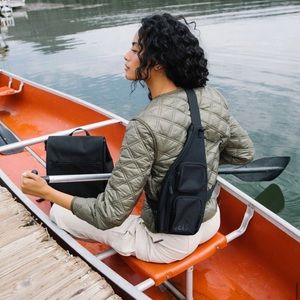 NWT! The Survival Sling from Beis in black